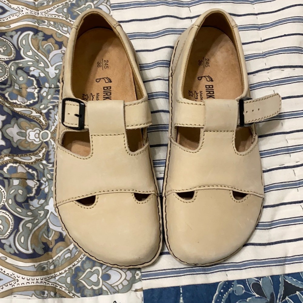 Birkenstock shoes size 38
